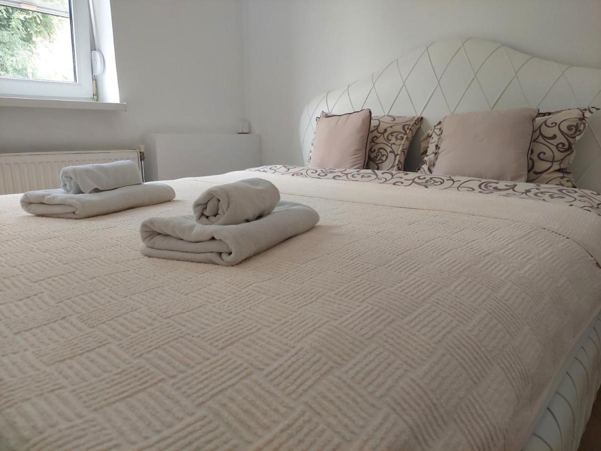 Apartmani Jasmin Újvidék Kültér fotó