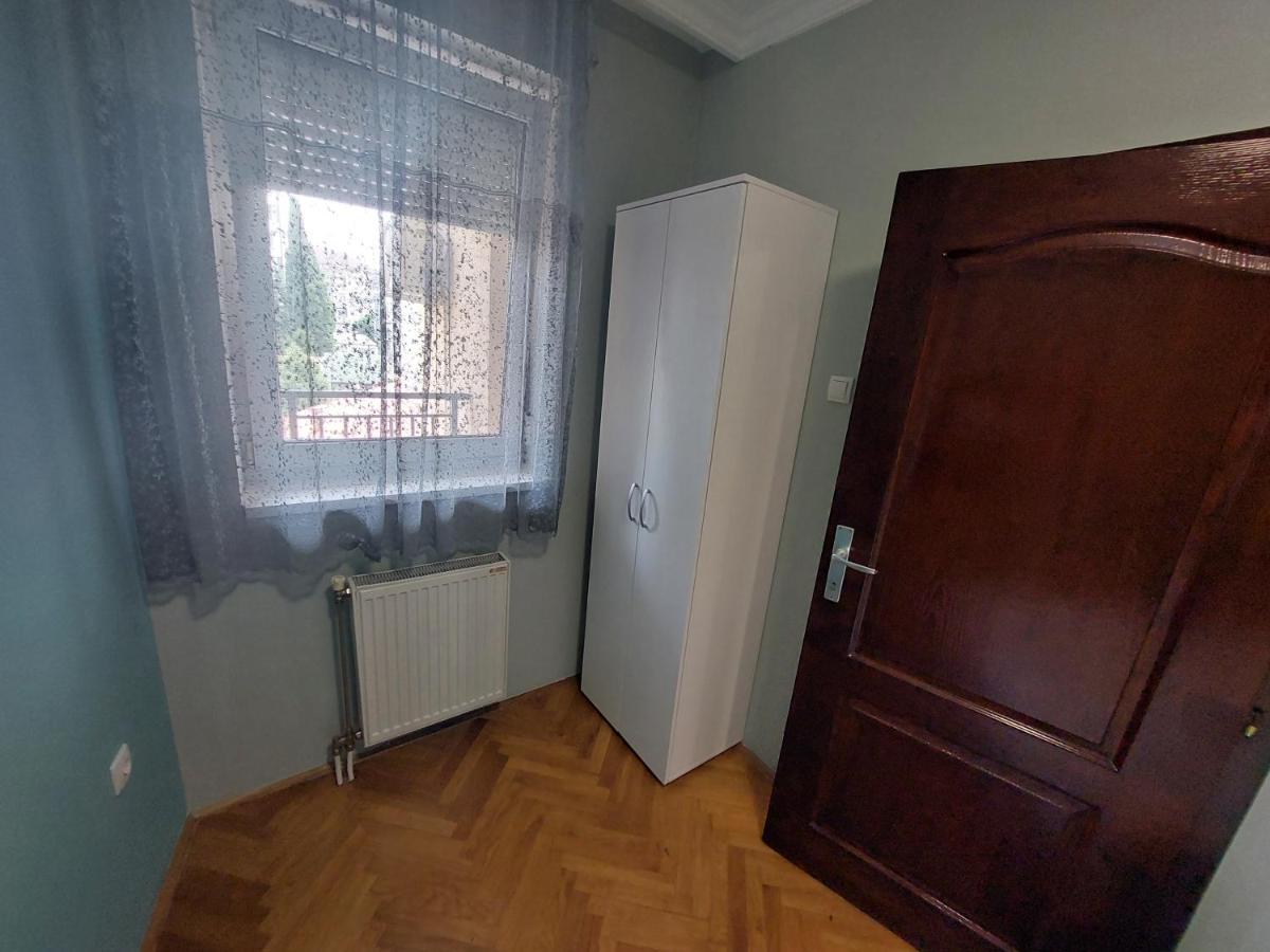 Apartmani Jasmin Újvidék Kültér fotó