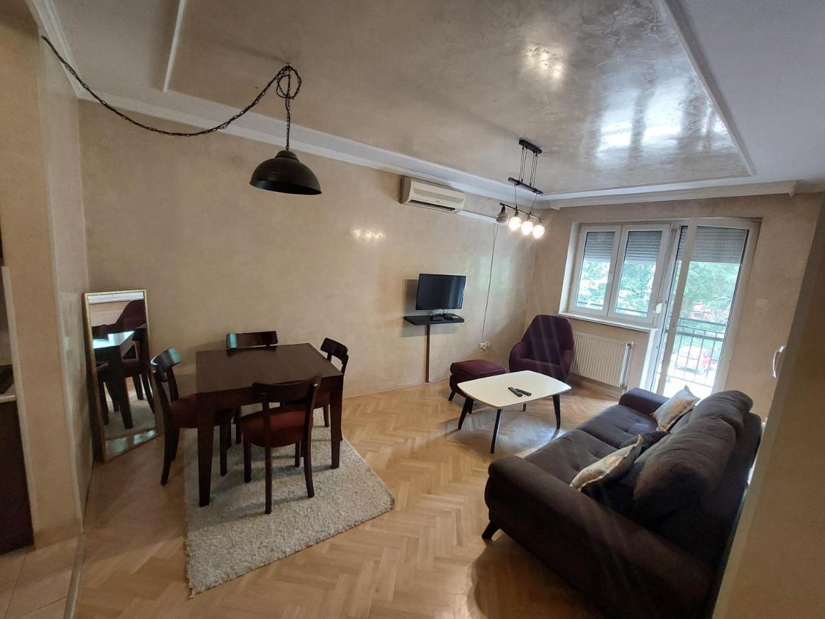 Apartmani Jasmin Újvidék Kültér fotó