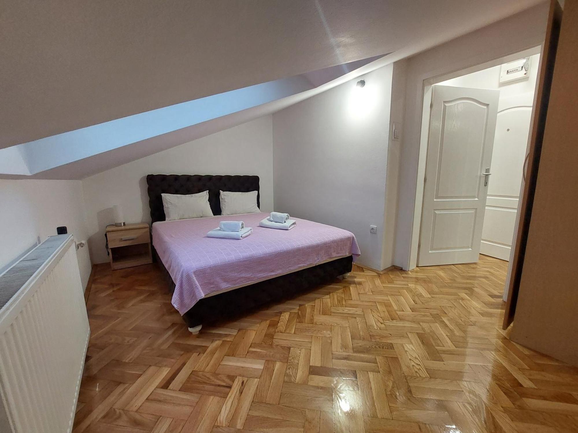 Apartmani Jasmin Újvidék Kültér fotó