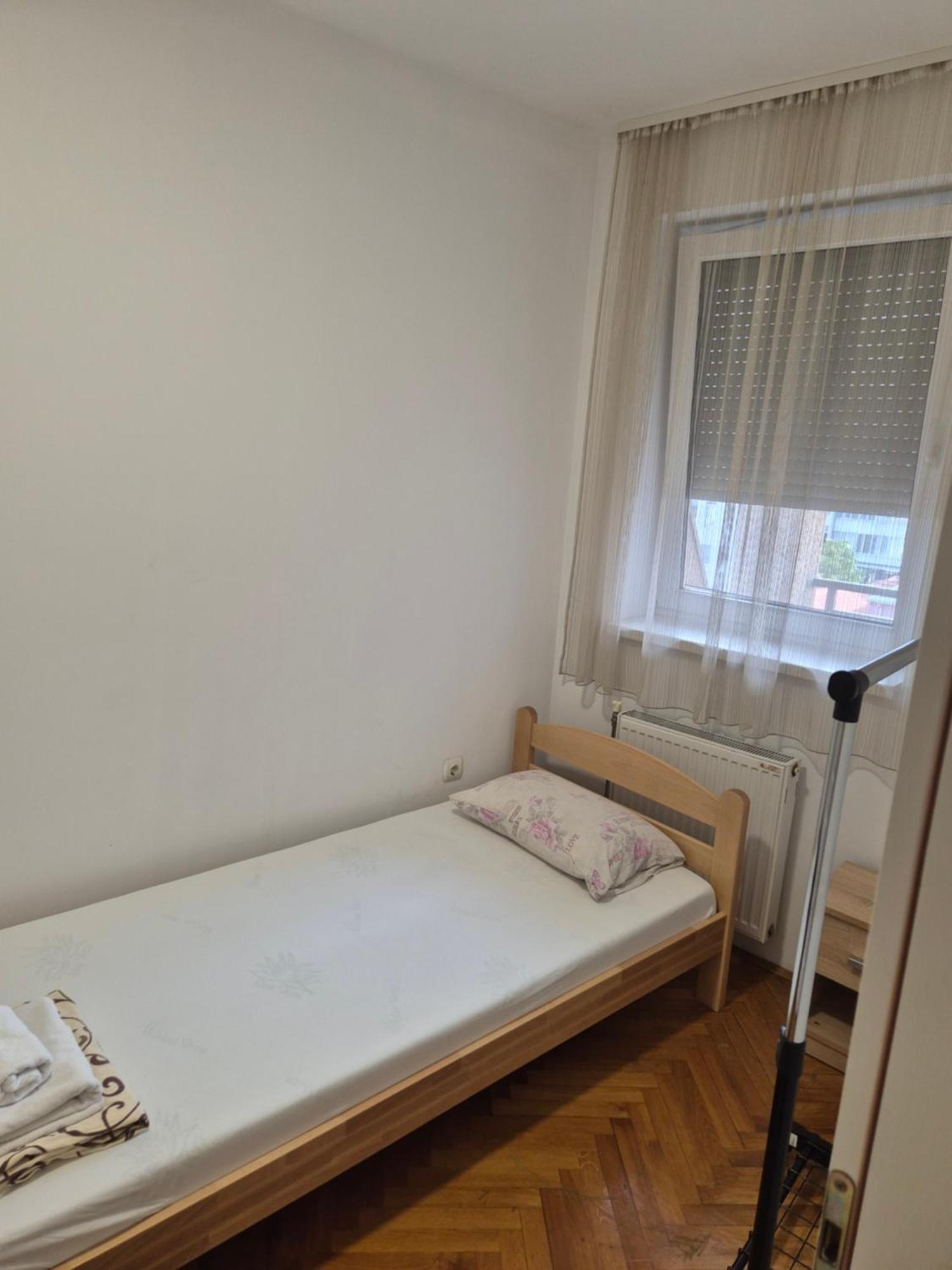 Apartmani Jasmin Újvidék Kültér fotó