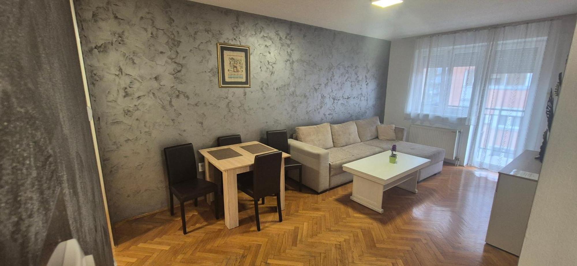 Apartmani Jasmin Újvidék Kültér fotó