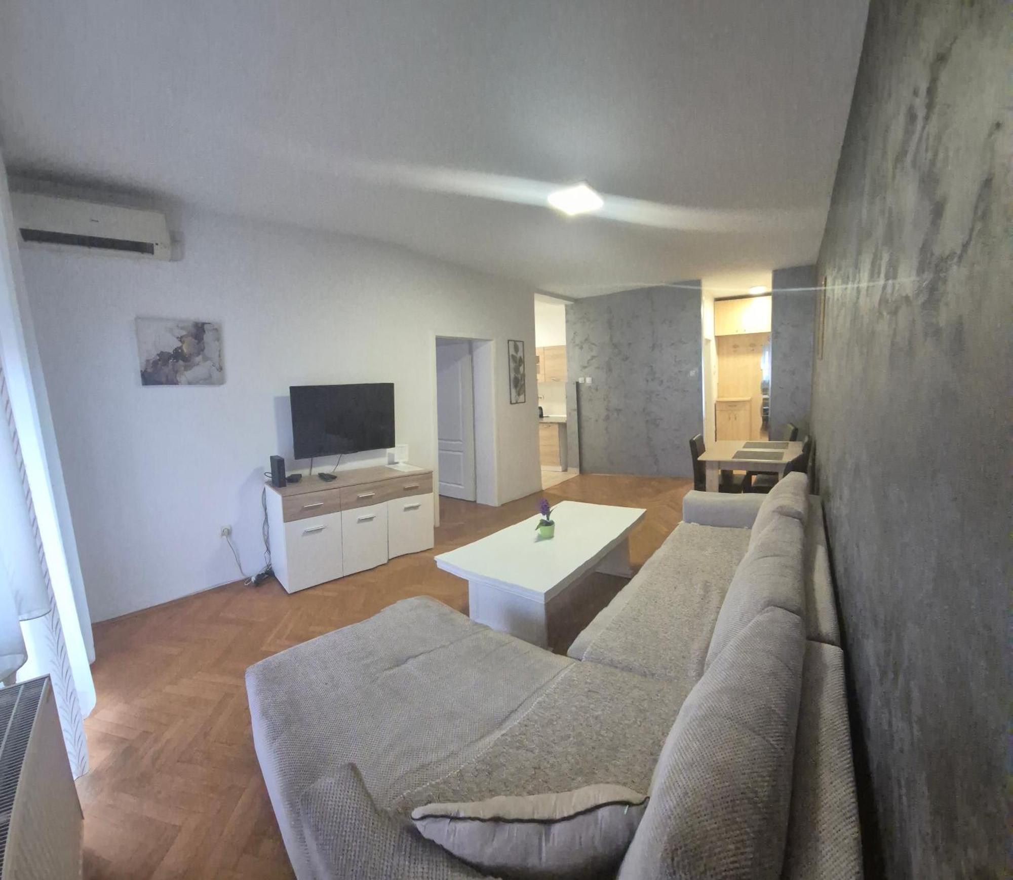 Apartmani Jasmin Újvidék Kültér fotó
