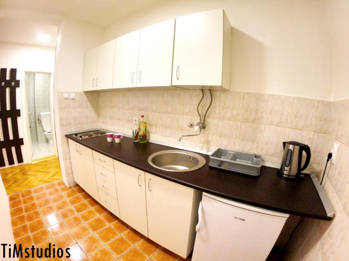 Apartmani Jasmin Újvidék Kültér fotó